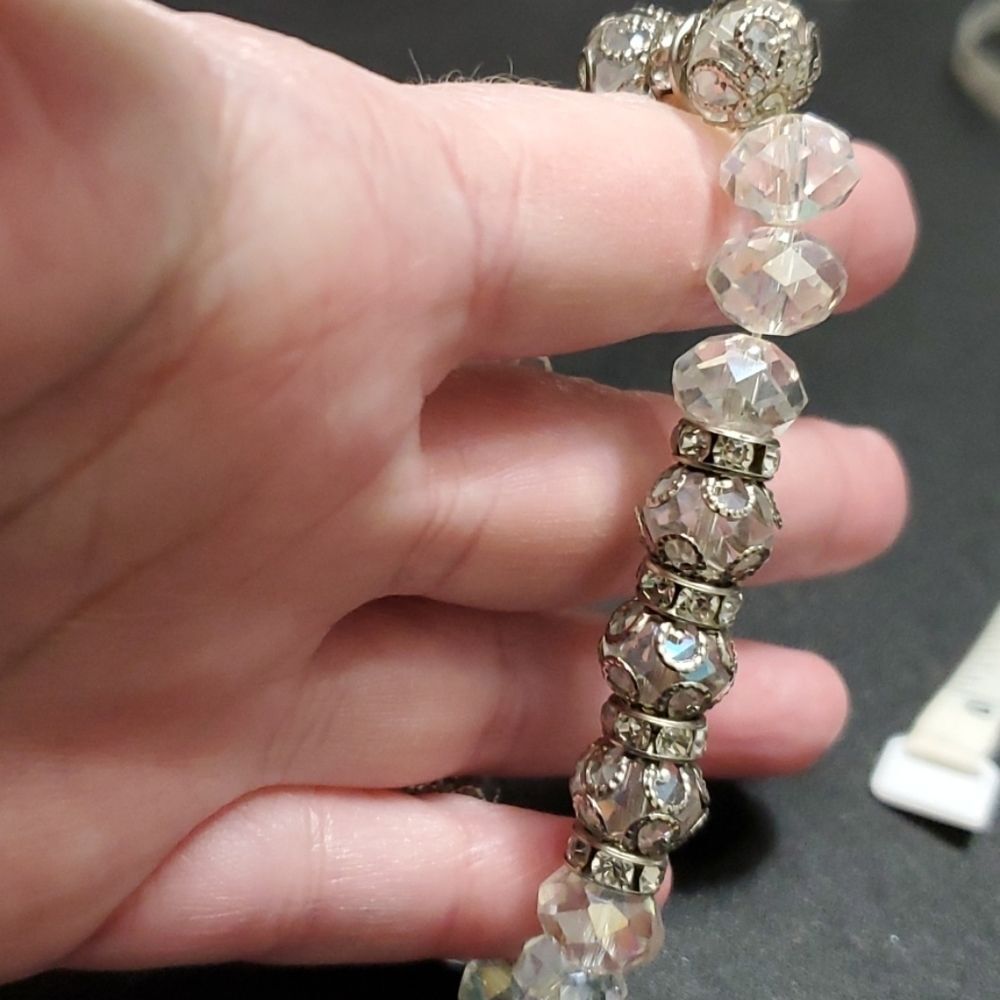 Silver tone sparkly beaded bracelet 6.5" - Picture 9 of 10